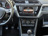 Volkswagen Touran 1,2TSi, 7míst, CEBIA   - náhled 34