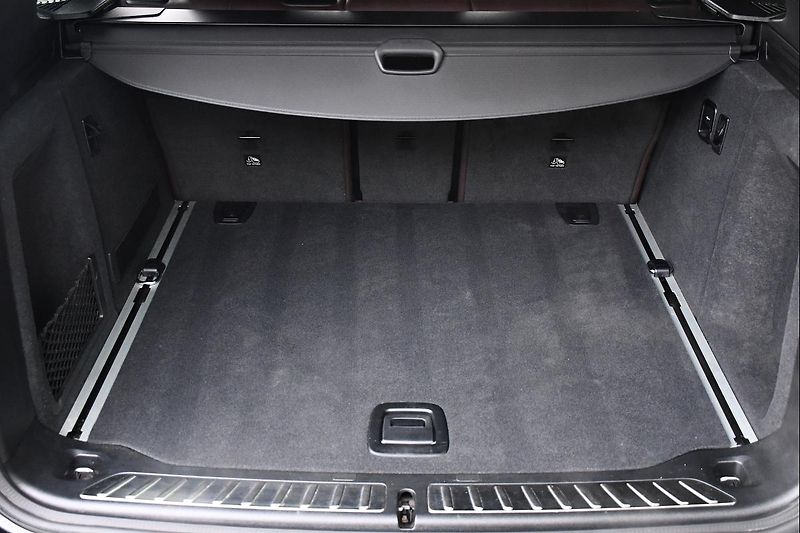 BMW X3 xDrive30d M-SPORT TAŽNÉ 1M ČR - fotka 37 z 43