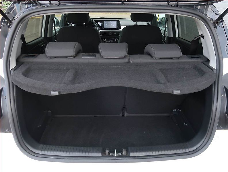 Hyundai i10 (2021) Style 1.0, Serv.kniha - fotka 13 z 20