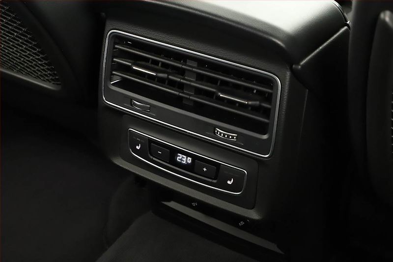 Audi Q7 (2023) 60 TFSI e - fotka 18 z 25
