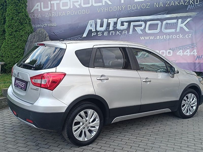 Suzuki SX4 S-Cross 1.4/103kW, COMFORT - fotka 6 z 37