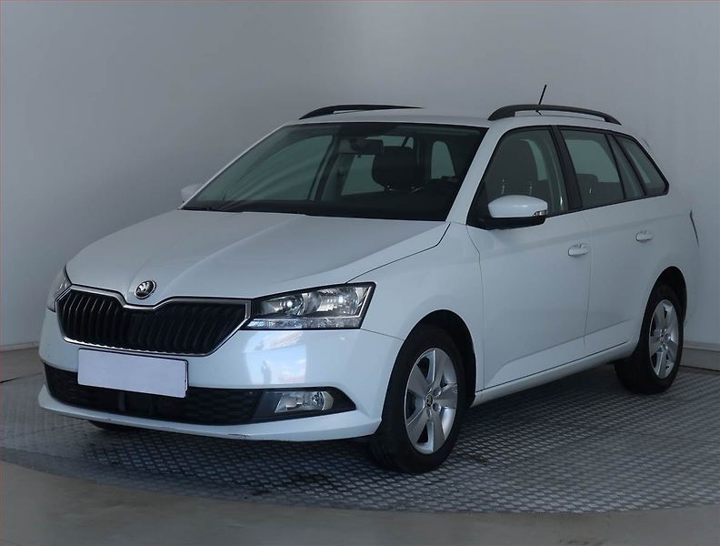Škoda Fabia (2019) 1.0 TSI, Tempomat - fotka 2 z 15