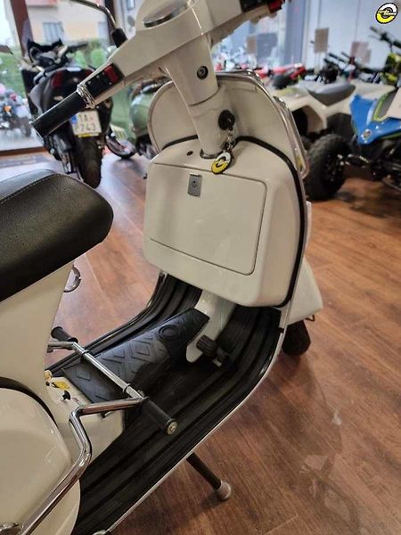 Vespa PX 150 (2011) - fotka 17 z 20