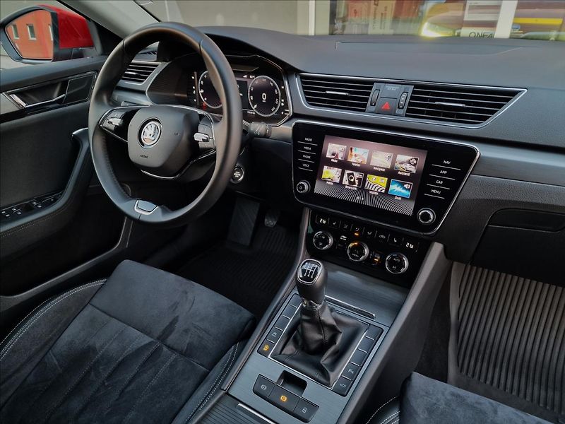 Škoda Superb 2.0 TDI 110kW Style,ČR,1.Maj. - fotka 39 z 50