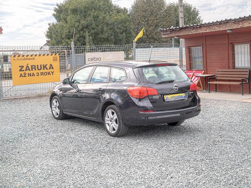 Opel Astra (2012) 1.4i 16V 74KW – SERVISKA - fotka 7 z 45