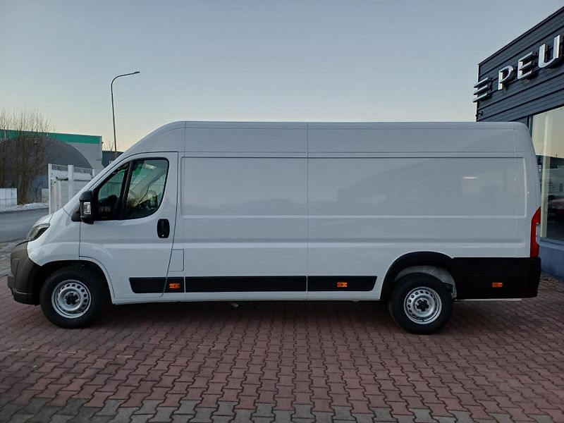 Peugeot Boxer (2026) Furgon 4350 L4H2 BlueHDi 140k  - fotka 2 z 23