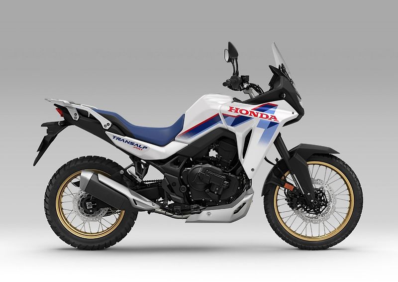 Honda XL 750 Tranalp (2026) E-Clutch - fotka 3 z 8