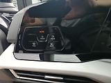 Volkswagen Golf Life  Variant 2,0 TDI Life 85 - náhled 12