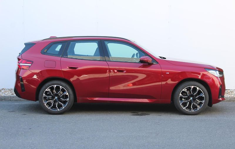 BMW X3 20d xDrive - fotka 3 z 26