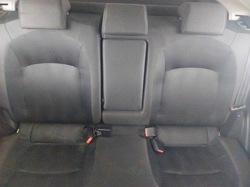 Nissan Qashqai (2011) 2.0 dCi, Navi, Tempomat - fotka 10 z 20