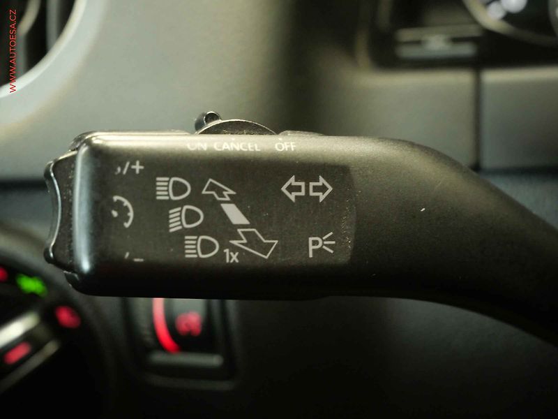 Volkswagen Tiguan (2012) 1.4 TSI, Bixen, panor. - fotka 15 z 21