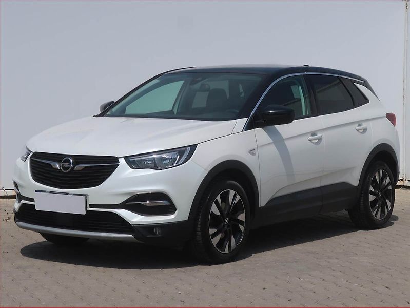 Opel Grandland X (2019) 1.2 Turbo, Serv.kniha, Kůže - fotka 2 z 15