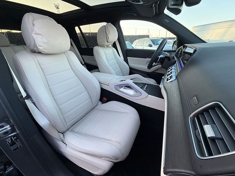Mercedes-Benz GLS 350 d 4MATIC AMG Style E. - fotka 35 z 35