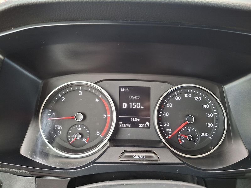 Volkswagen Crafter (2019) 2.0 TDI, 7 míst, ZÁRUKA - fotka 25 z 29