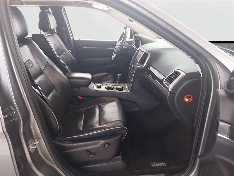 Jeep Grand Cherokee (2012) 3.0 CRD, 4X4, Automat - fotka 9 z 19
