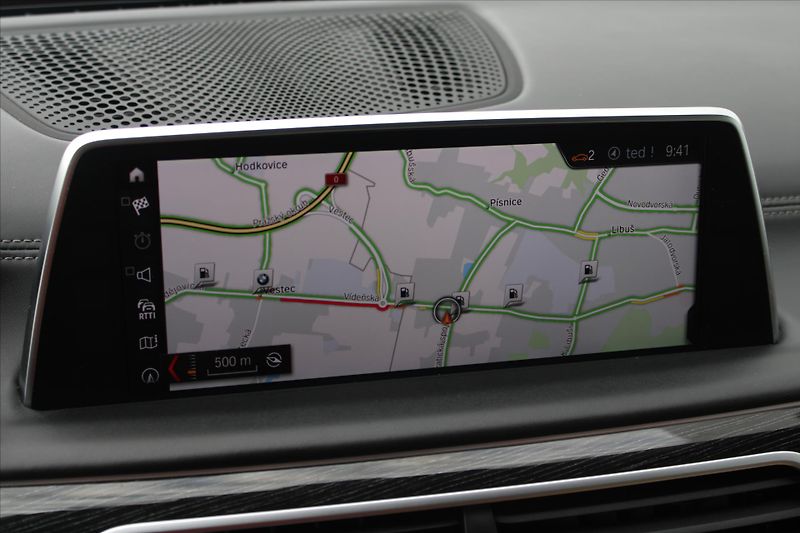BMW Řada 7 730d xDrive M PAKET DPH ČR - fotka 19 z 29