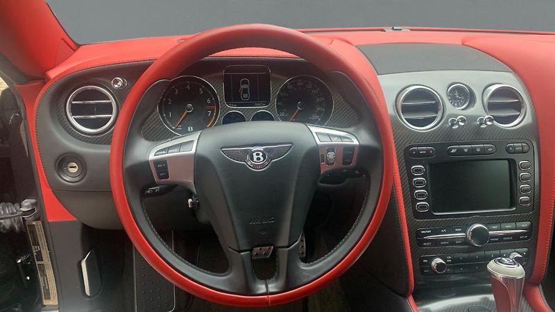 Bentley Continental GT Supersports  - fotka 11 z 11
