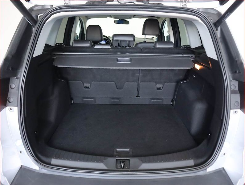 Ford Kuga (2015) 2.0 TDCi, 4X4, Kůže, Tempomat - fotka 14 z 18