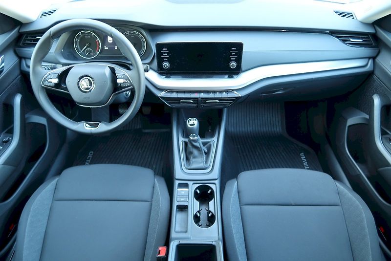 Škoda Octavia (2023) kombi Active Plus 1,0 TSi/81 k - fotka 5 z 31