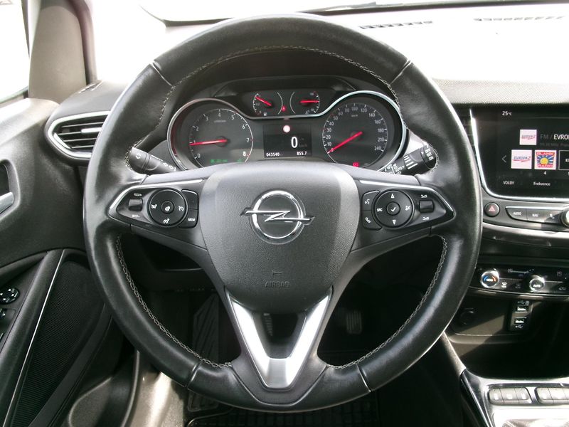 Opel Crossland (2022) 1,2PT FULLLED AC NAVI CAM - fotka 17 z 37