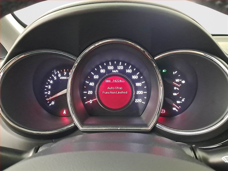 Kia Rio (2016) 1.4 CVVT, ČR,1.maj, Tempomat - fotka 11 z 14