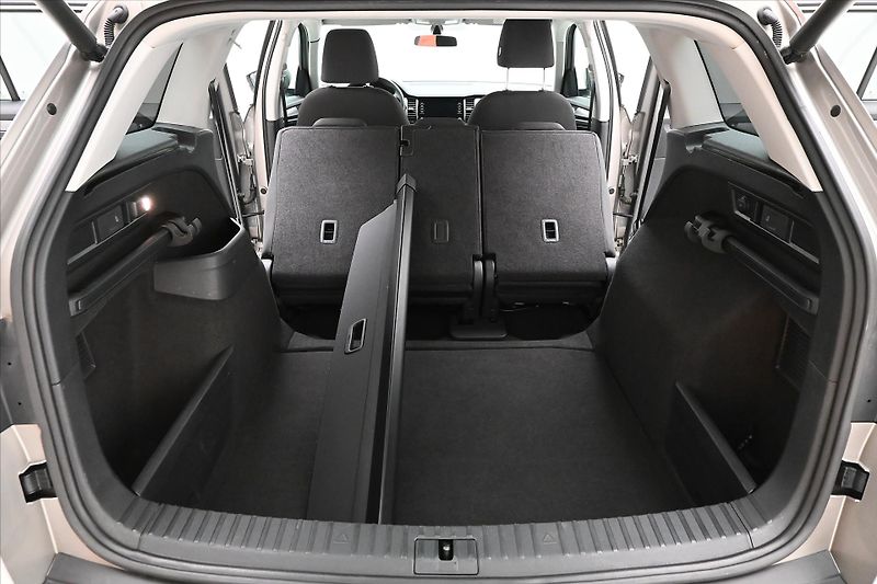 Škoda Kodiaq 2,0 TDI 110 kW DSG 4x4 Ambitio - fotka 11 z 31