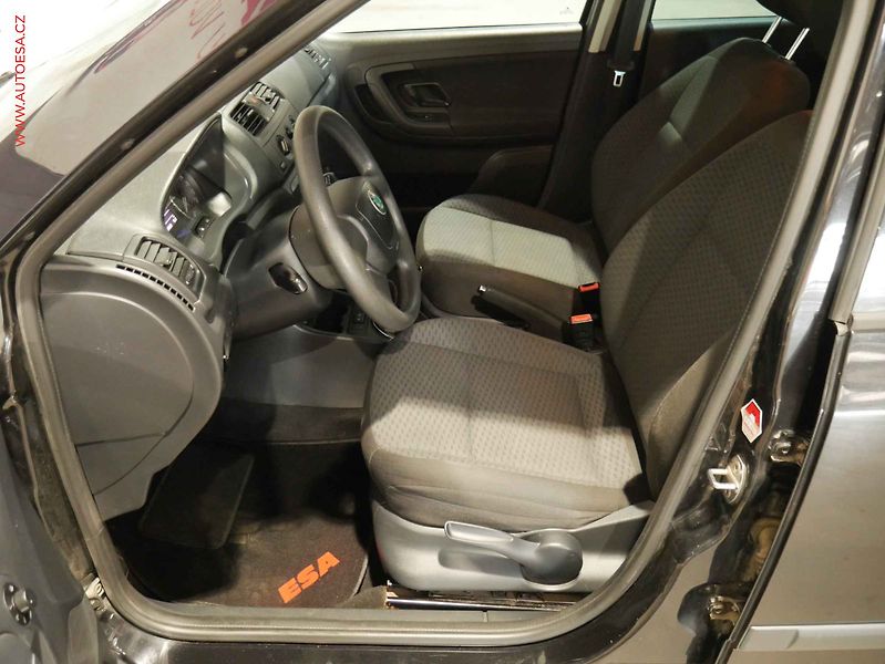 Škoda Fabia (2012) 1.2i, ČR, AC, STK9/28 - fotka 9 z 15