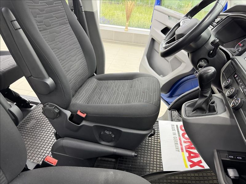 Volkswagen Caravelle 2,0 TDi, LONG,8-míst,DSG,CZ - fotka 28 z 35