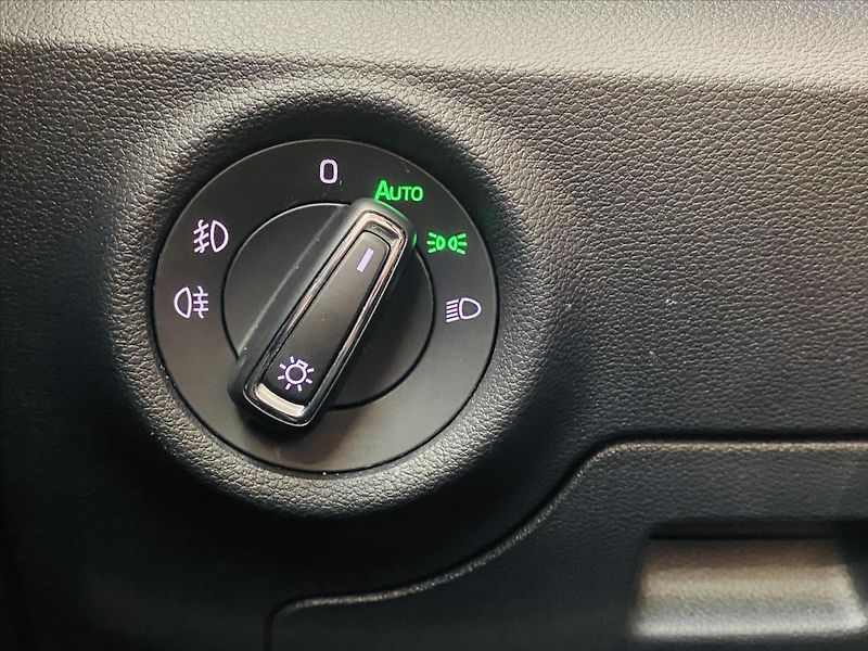 Škoda Kamiq 1,0 TSI 81kW Style - fotka 17 z 23