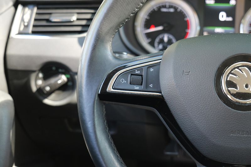 Škoda Octavia - fotka 15 z 28