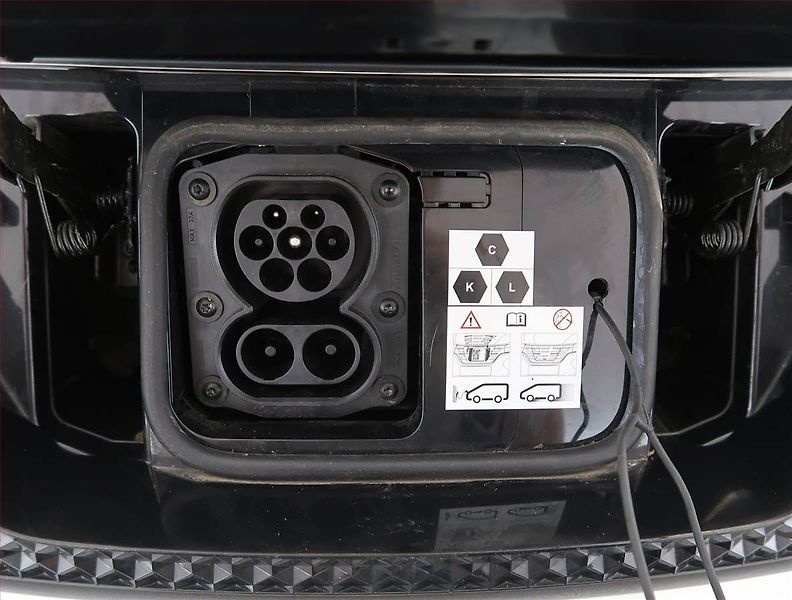 Dacia Spring (2022) Electric 45 (27 kWh), SoH 91% - fotka 21 z 22