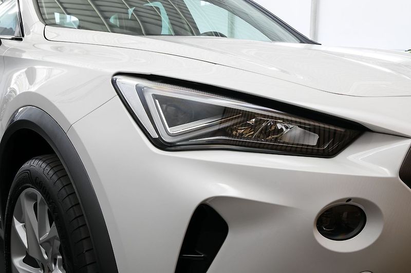 Cupra Formentor 1.5TSI 110kW LED Kamera ZÁRUKA - fotka 8 z 33