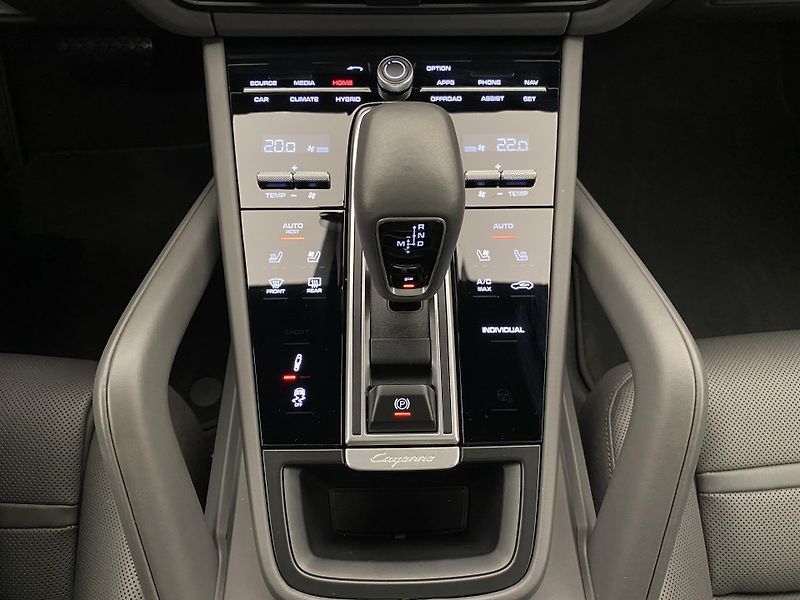 Porsche Cayenne E-HYBRID 250kW AWD AUT CZ - fotka 30 z 111
