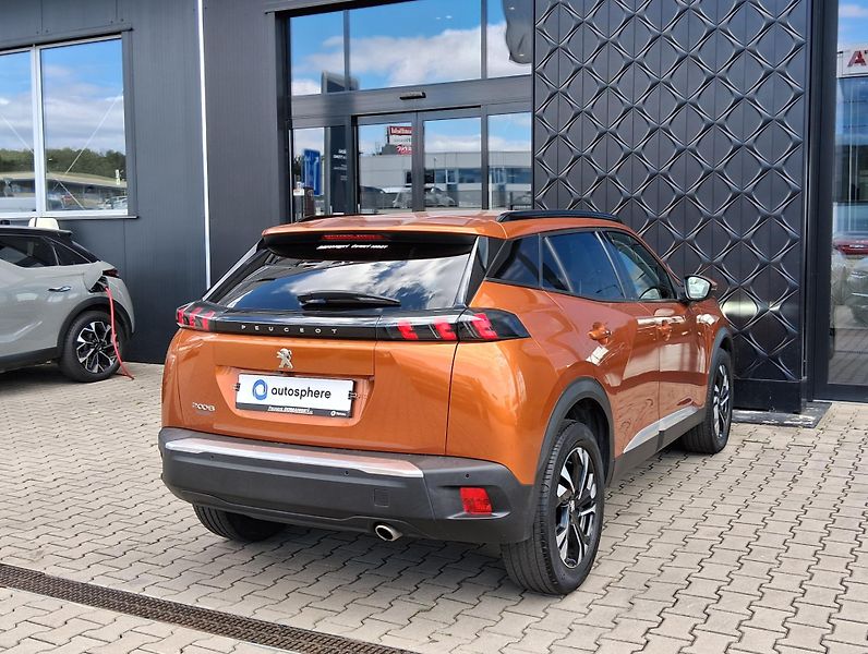Peugeot 2008 ALLURE 1.5 BlueHDi 96 kW - fotka 3 z 24