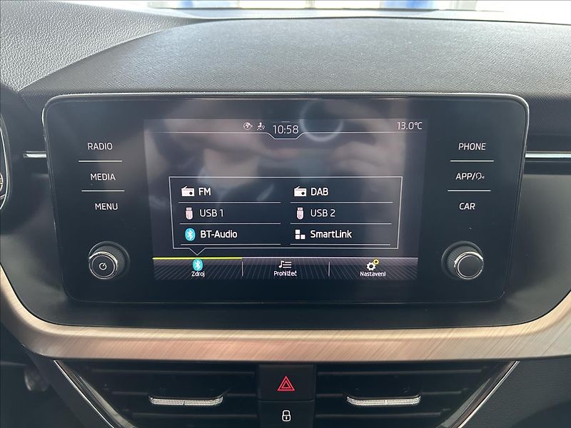 Škoda Scala 1,0   TSI 81kW,STYLE,ČR,TAŽNÉ - fotka 17 z 26
