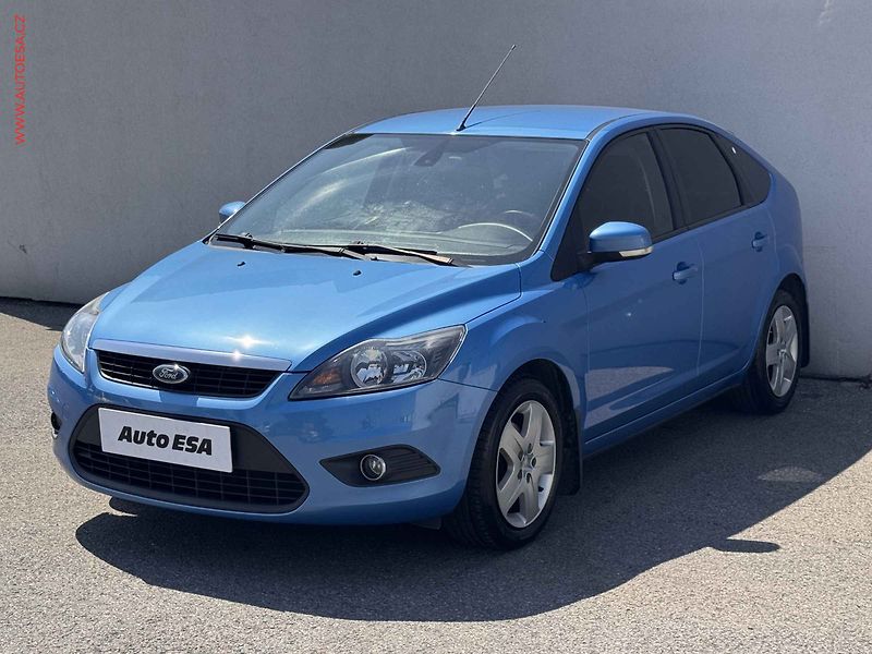 Ford Focus (2008) 1.6i, 2.maj,ČR, AC - fotka 3 z 12