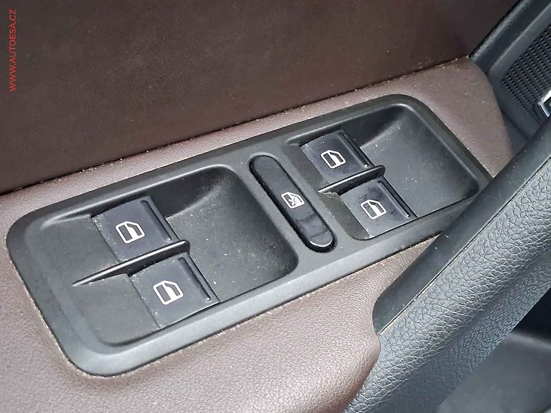 Škoda Yeti (2014) 1.4 TSi, L&K, DSG, bixen, - fotka 11 z 20