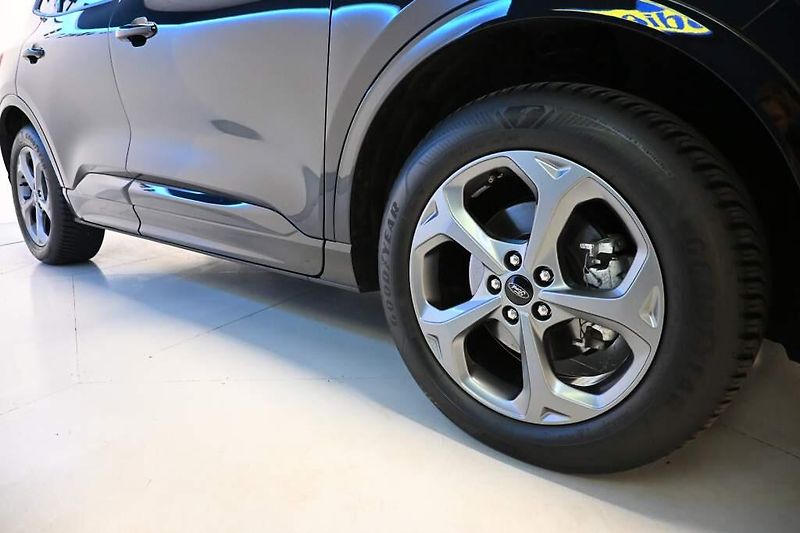 Ford Kuga (2025) 2.5 ST-LINE X 4x4 FHEV LED Taž - fotka 33 z 37