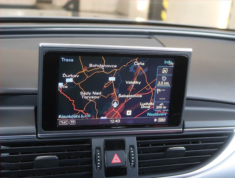 Audi A6 Allroad (2014) 3.0 TDI, 4X4, Automat - fotka 23 z 24