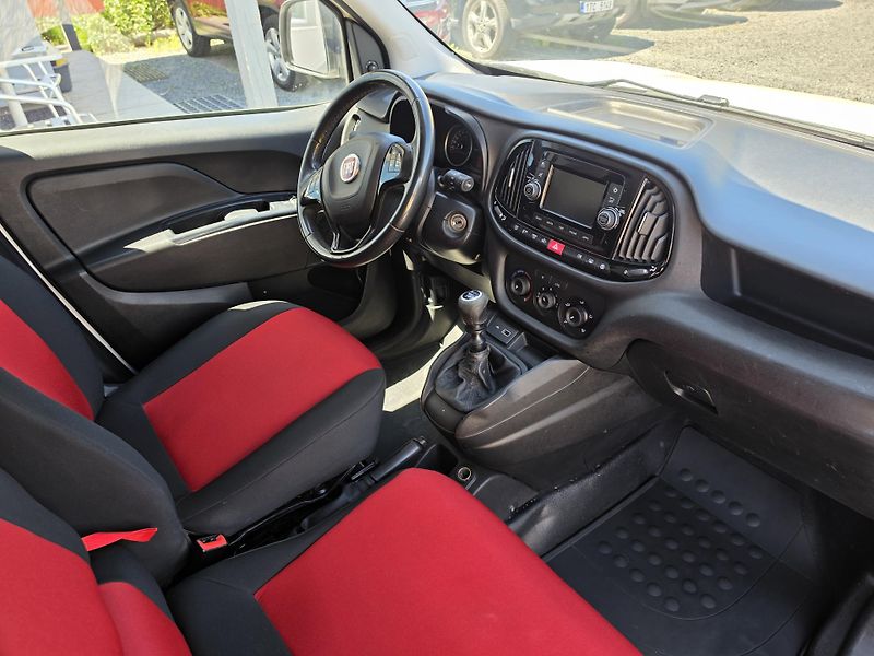 Fiat Dobló 1.3 JTD Kamera TZ Webasto Maxi - fotka 11 z 23