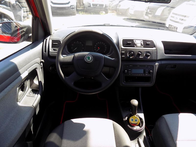 Škoda Roomster 1,2 TSI 63 KW ACTIVE, KLIMA - fotka 24 z 54