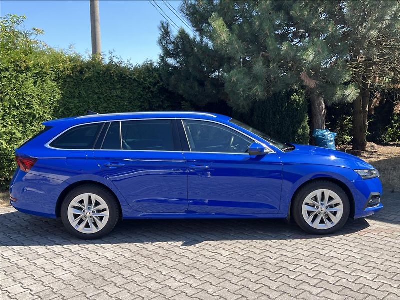 Škoda Octavia 2,0 TDI 110kW Style webasto - fotka 6 z 31