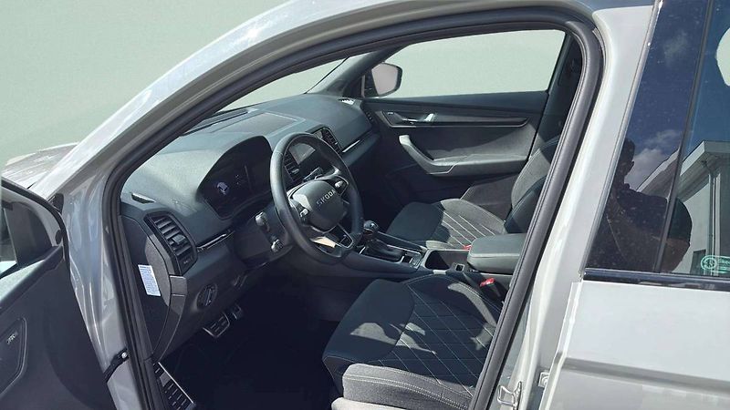 Škoda Karoq Sportline 1,5TSI 110kW DSG/T48 - fotka 14 z 24
