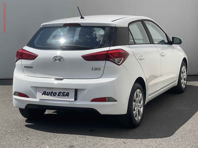 Hyundai i20 (2017) 1.2i, Go! - fotka 4 z 14