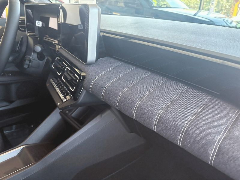 Renault 5 E-TECH (2026) Techno 150k comfort range - fotka 27 z 28