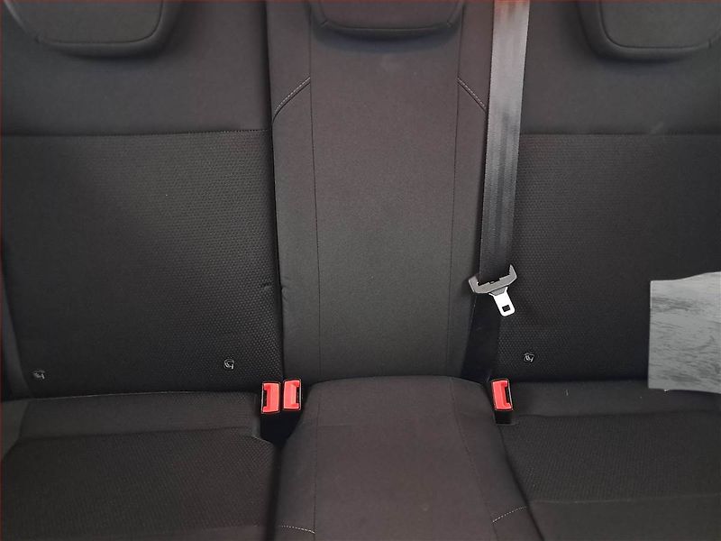 Ford Focus (2018) 1.6 i - fotka 10 z 16