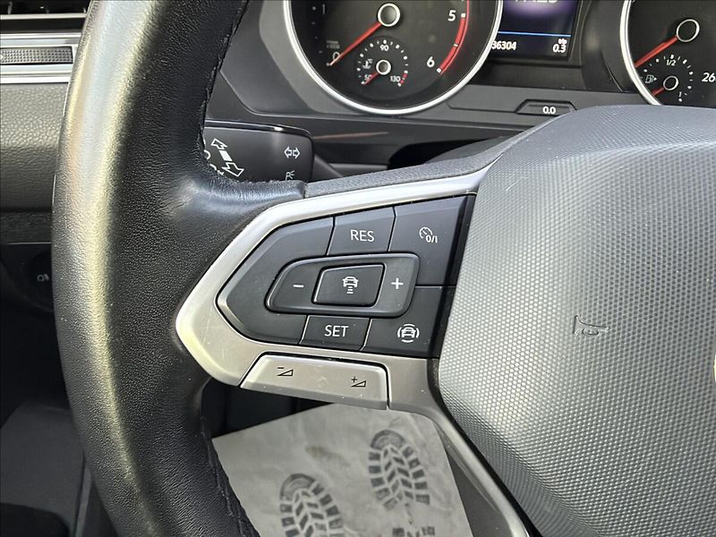 Volkswagen Tiguan 2.0 TDI Life ACC - fotka 16 z 23