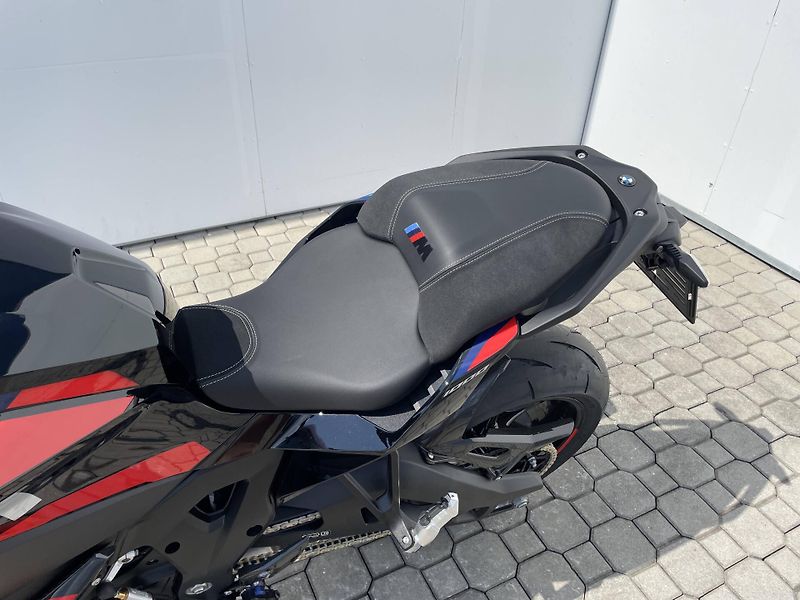 BMW M 1000 XR - fotka 9 z 12