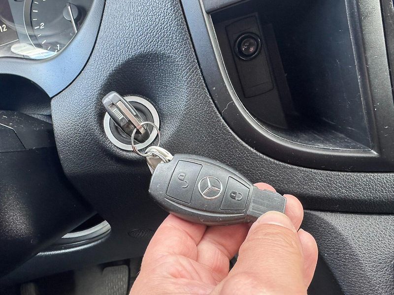 Mercedes-Benz Vito (2020) TOURER 8 MÍST 1,8D 75KW 110CDI - fotka 31 z 48