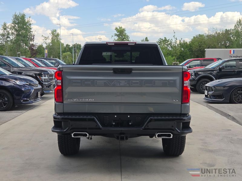 Chevrolet Silverado (2026) Chevrolet Silverado Trail Boss - fotka 5 z 13